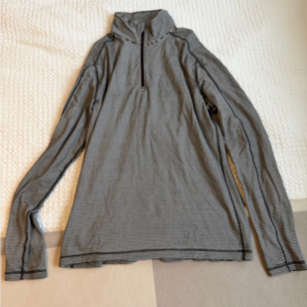 Men’s Lululemon striped quarter zip, size Large
